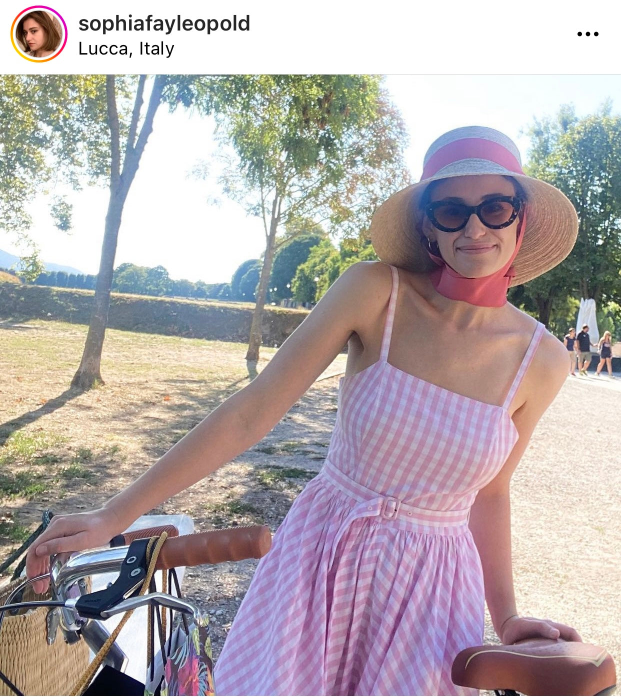 Clematis Bucket Hat