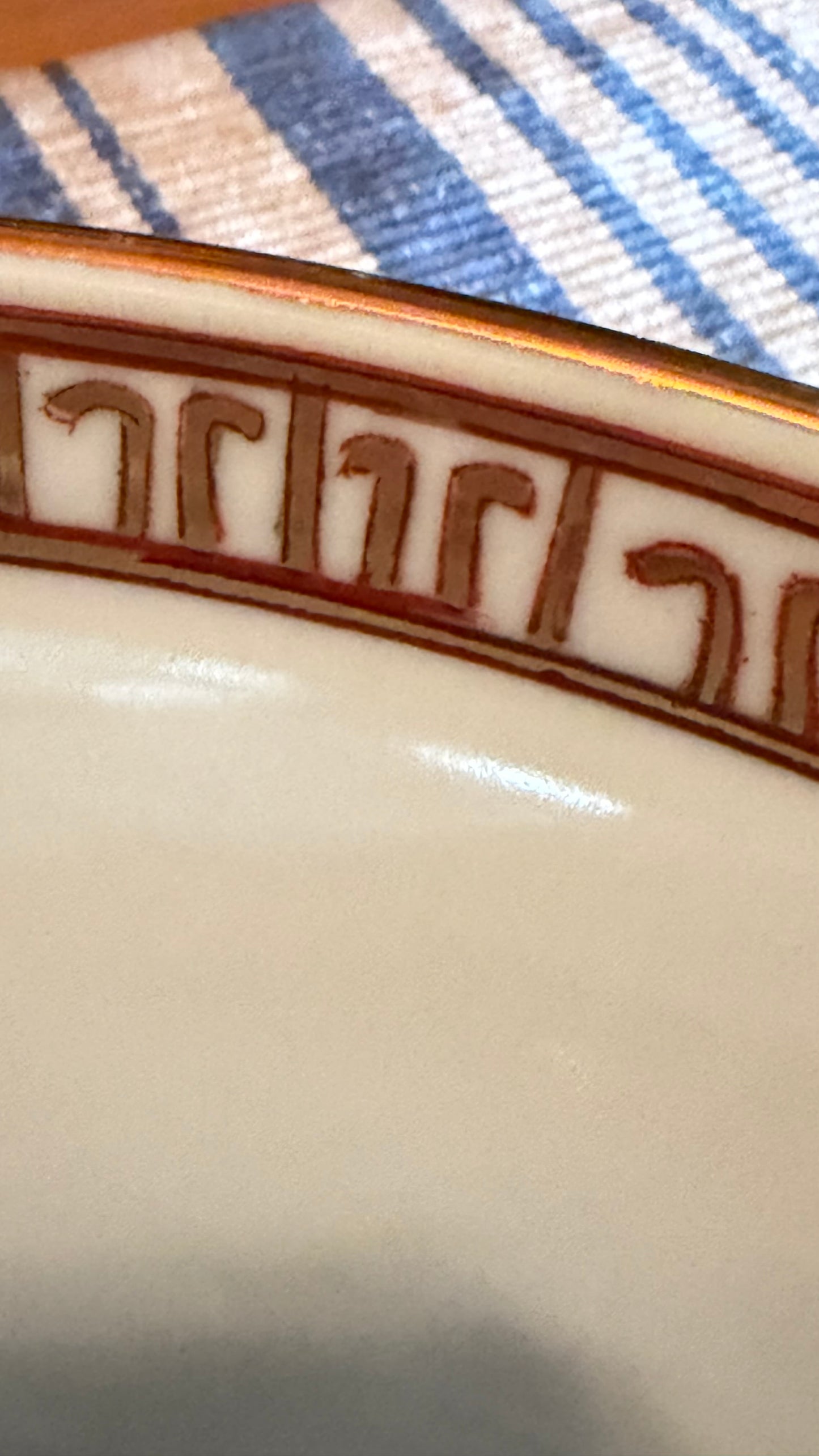 Large Vintage Mottahedeh Bird & Butterfly Porcelain Punch Bowl