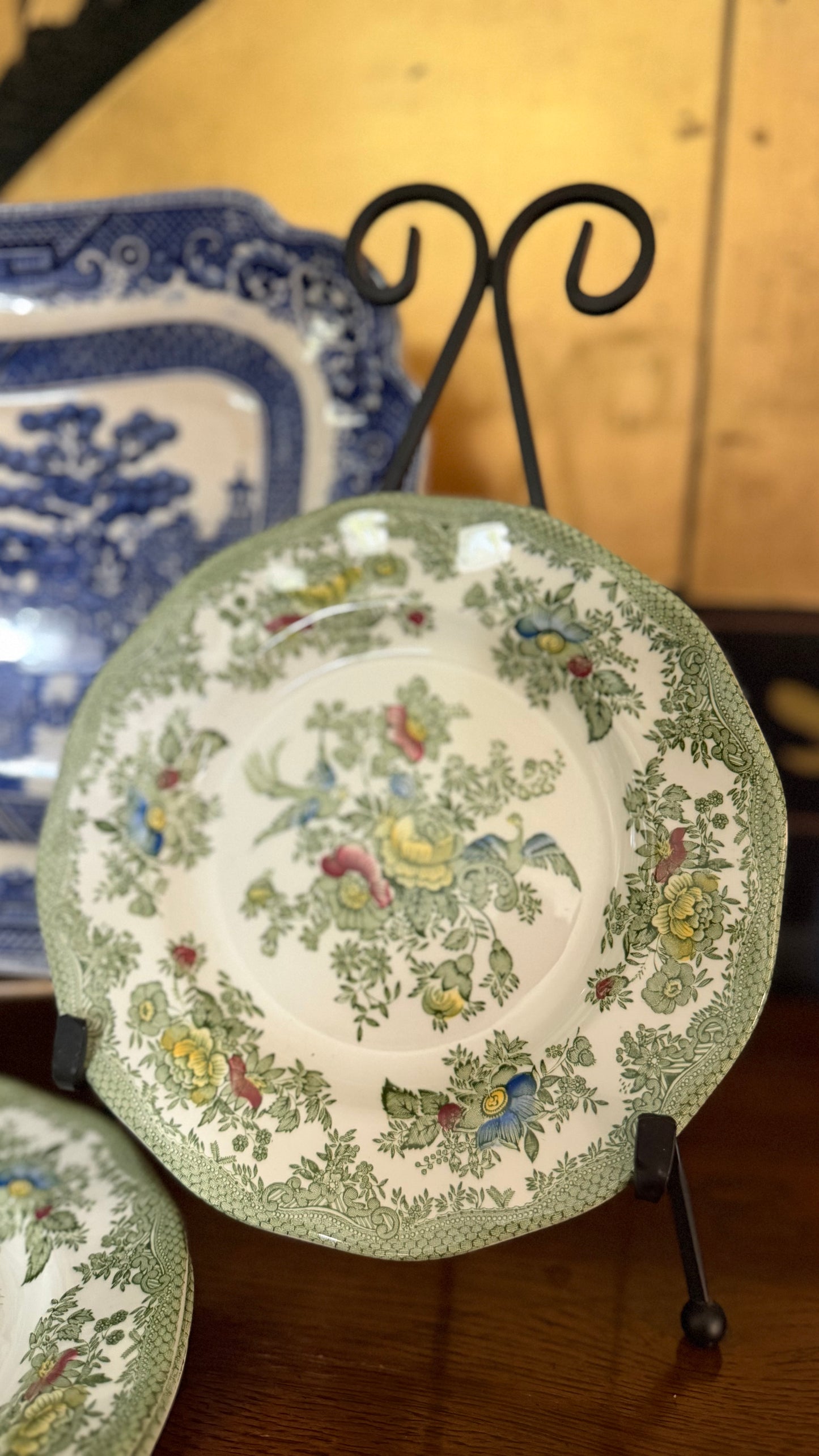 Vintage Enoch Wedgwood Oriental Pheasant Green Salad Plates — Set of 4